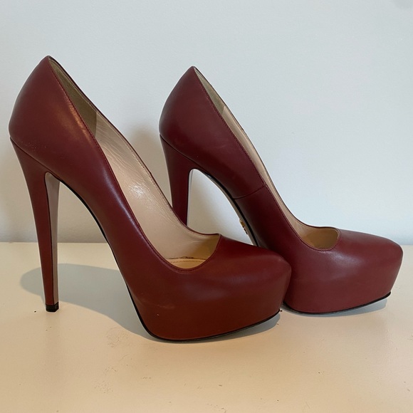 Prada Red Pumps - Picture 2 of 3
